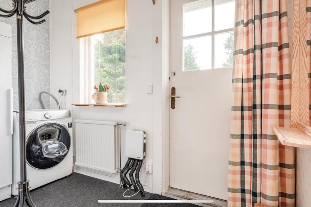 Fjaellnaera Stuga Med Laengdspar & Sjoe I Naerheten Vemhån エクステリア 写真
